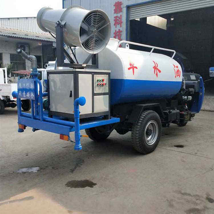 上海电动小型洒水车农用洒水车
