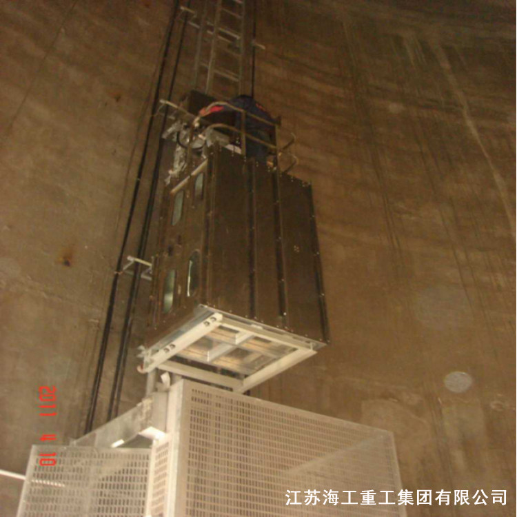 吸收塔电梯-在安达发电厂超低排放技改中安全运行