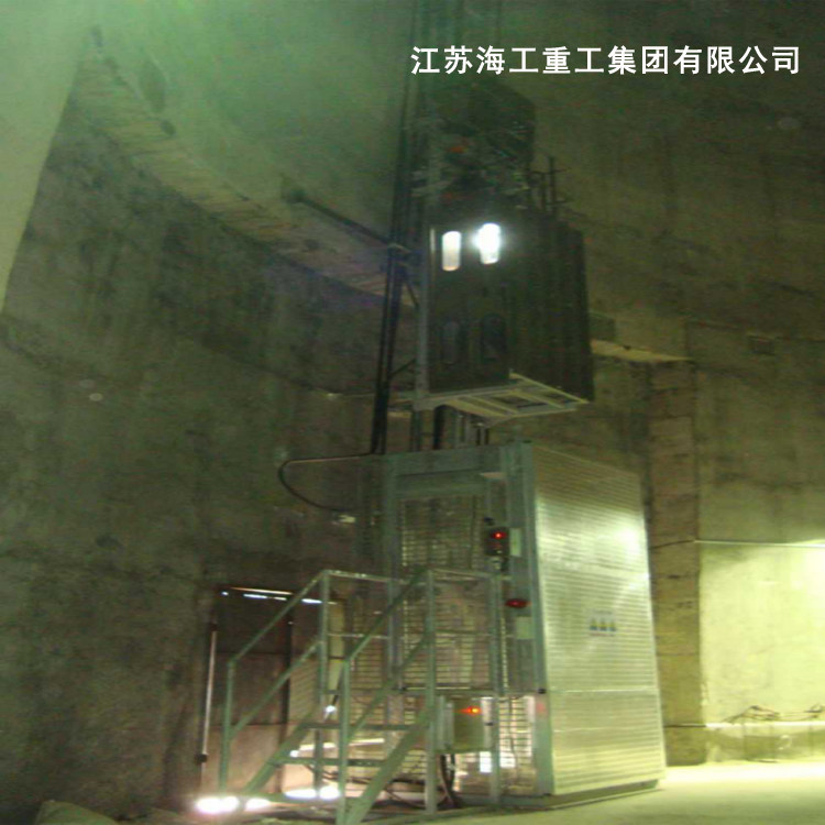 烟囱升降机-在义马热电厂超低排放技改中安全运行