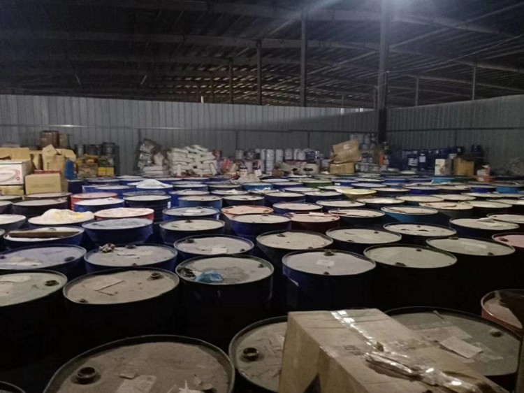 台州回收蓖麻油 回收氨基树脂回收商家