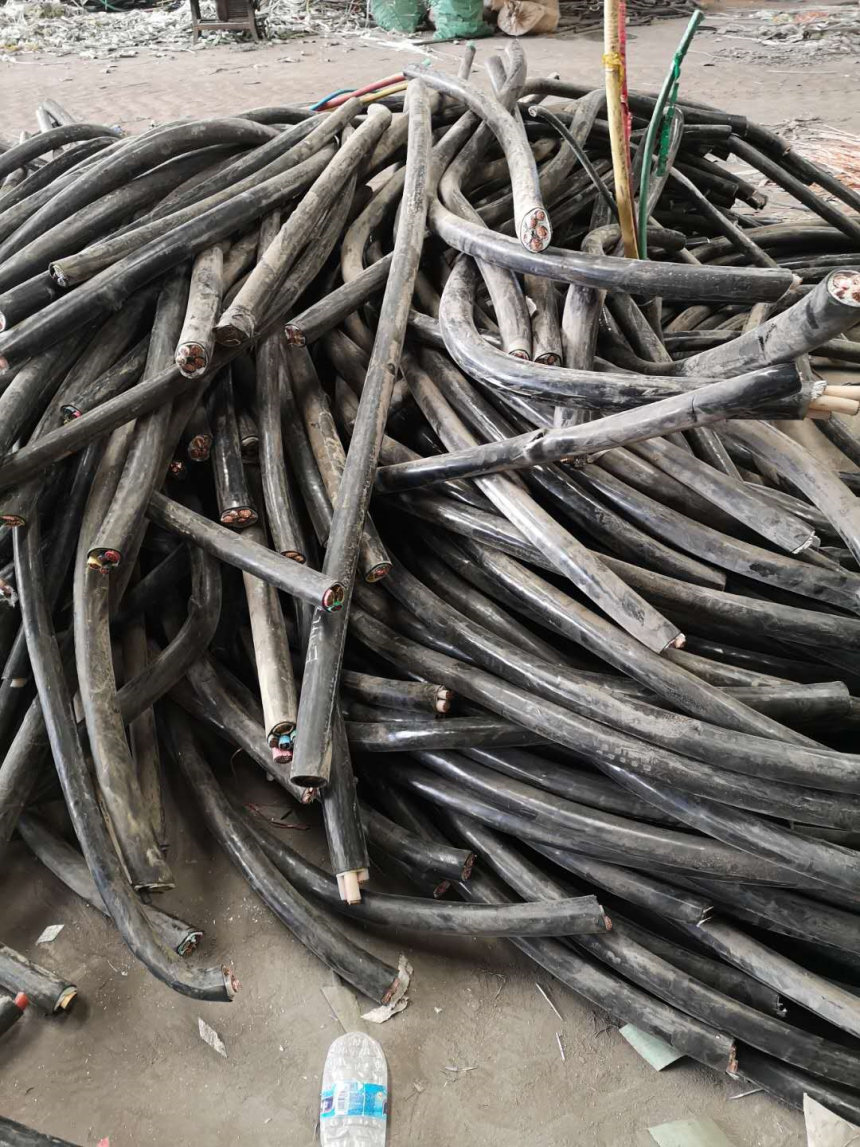 绥化市400铜电缆回收多少钱一吨 现金当场结算