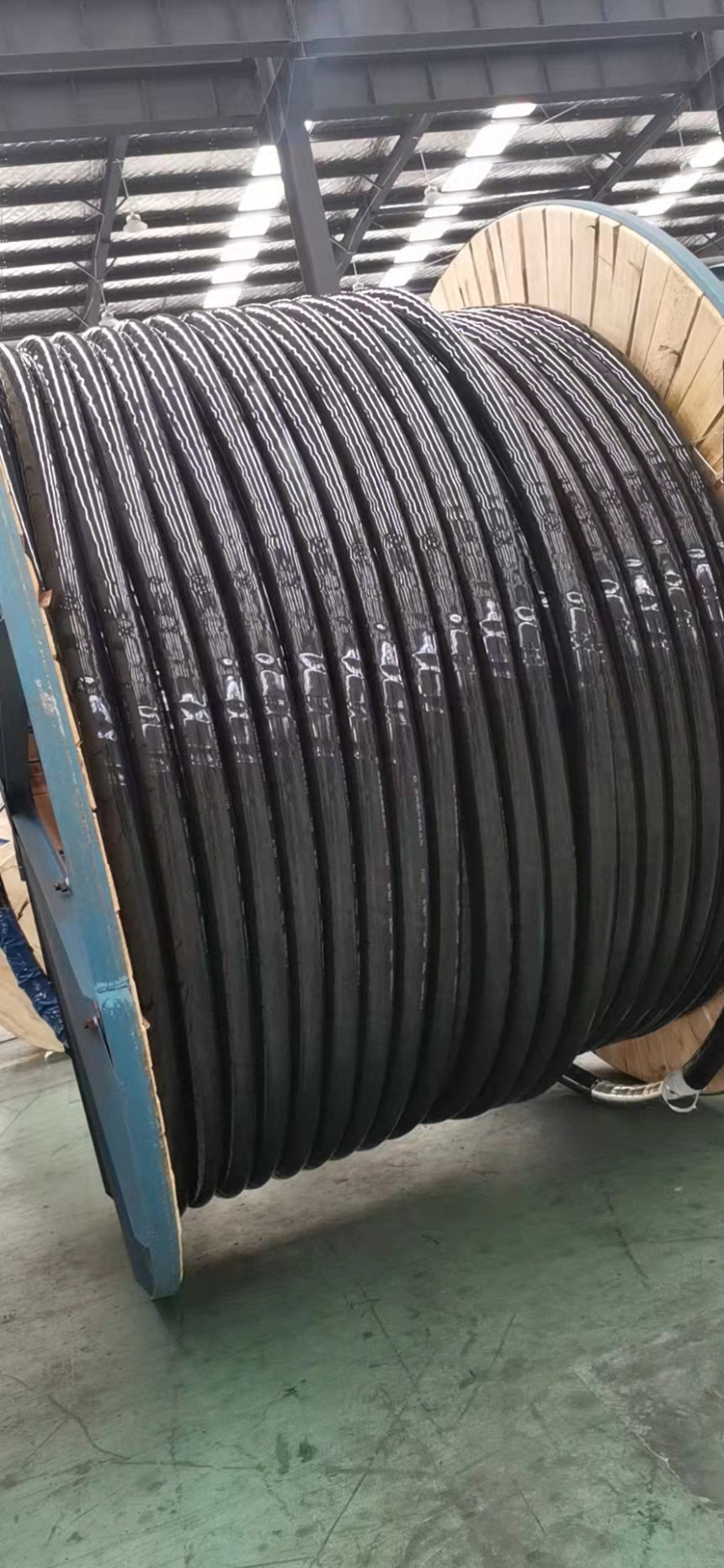 驻马店市300铜芯电缆回收多少钱一米 现金当场结算