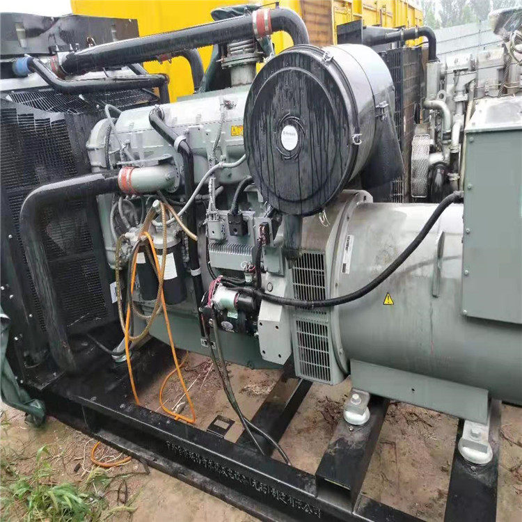 扬州高邮移动式发电机回收++卡特发电机组回收