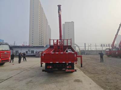 宏昌天马吊机12吨至16吨东风随车吊厂家地址