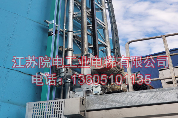 烟囱电梯——环保CEMS专用-在通海玻璃厂环保部门验收合格
