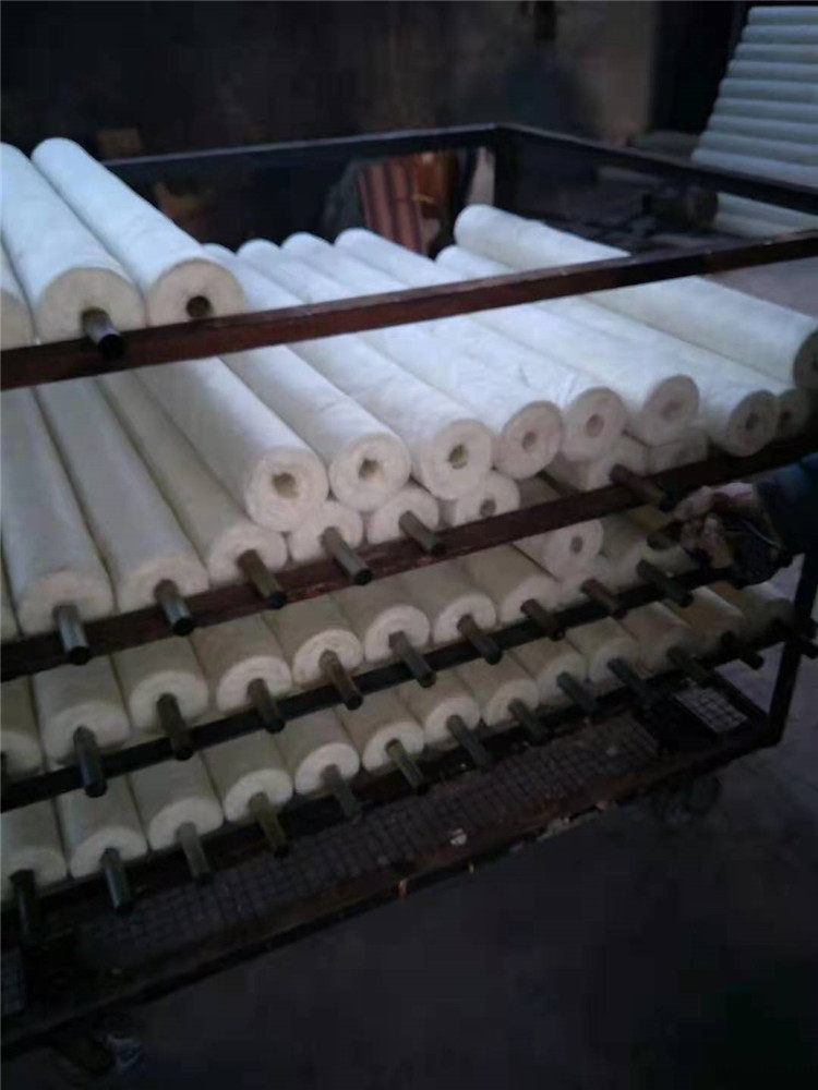 大邑硅酸铝针刺毯生产!